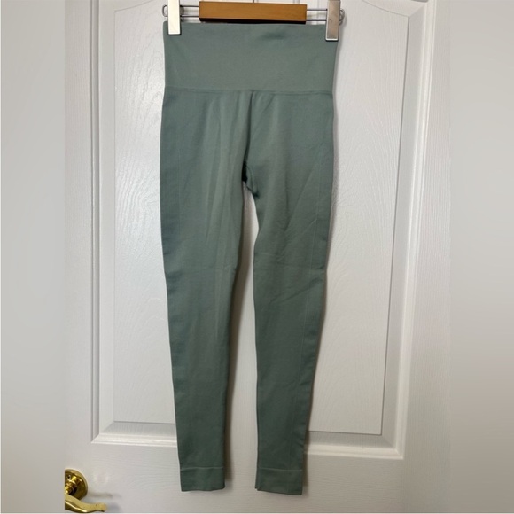 SET ACTIVE Sculptflex Seamless leggings size XS - Picture 4 of 9